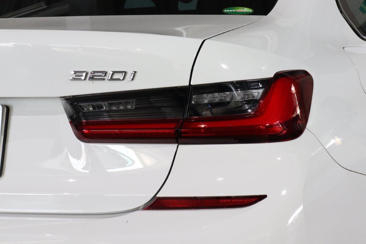 G20 320i Saloon RHD TU