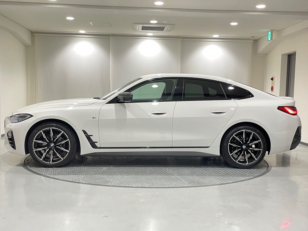 420i Gran Coupé RHD