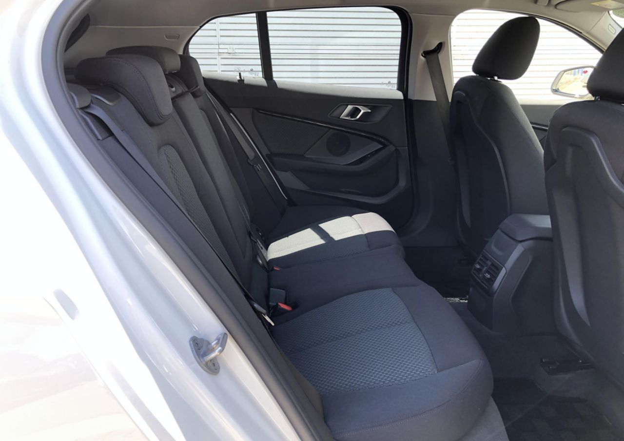 F40 118d Sports Hatch 5-door B47 2.0d