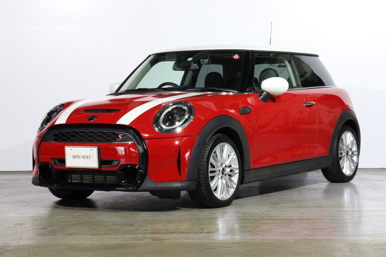 THE NEW MINI COOPER S 3 DOOR