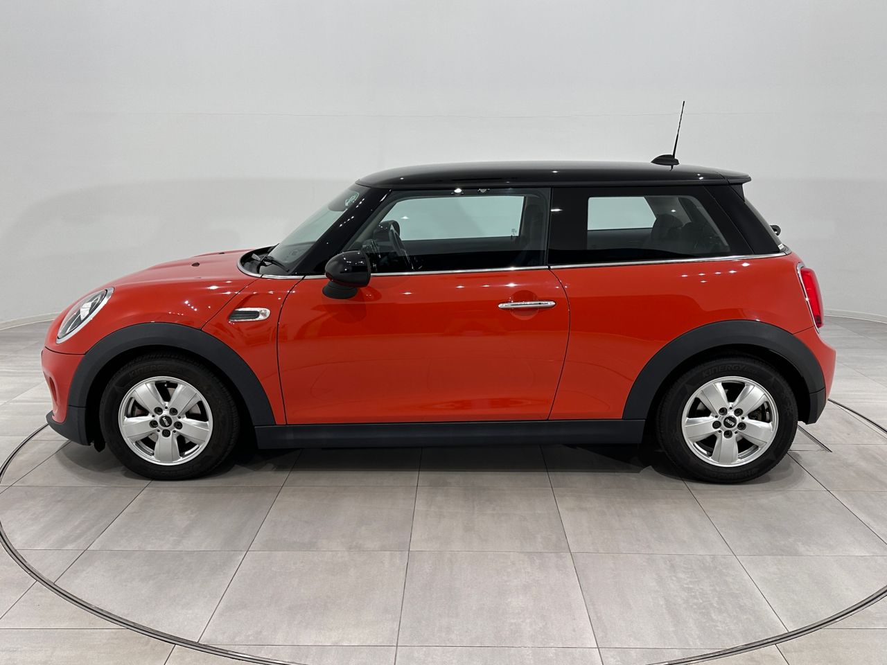 F56 MINI Cooper 3-Door Hatch LCI