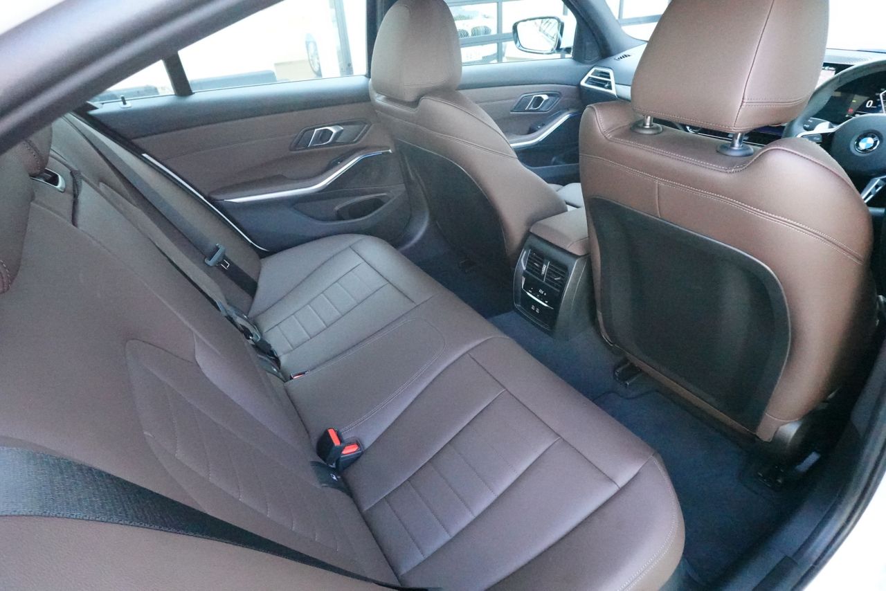 G20 320i Saloon LCI RHD MX