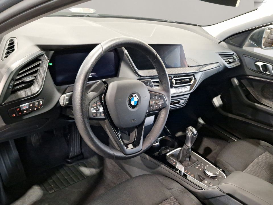 BMW 118