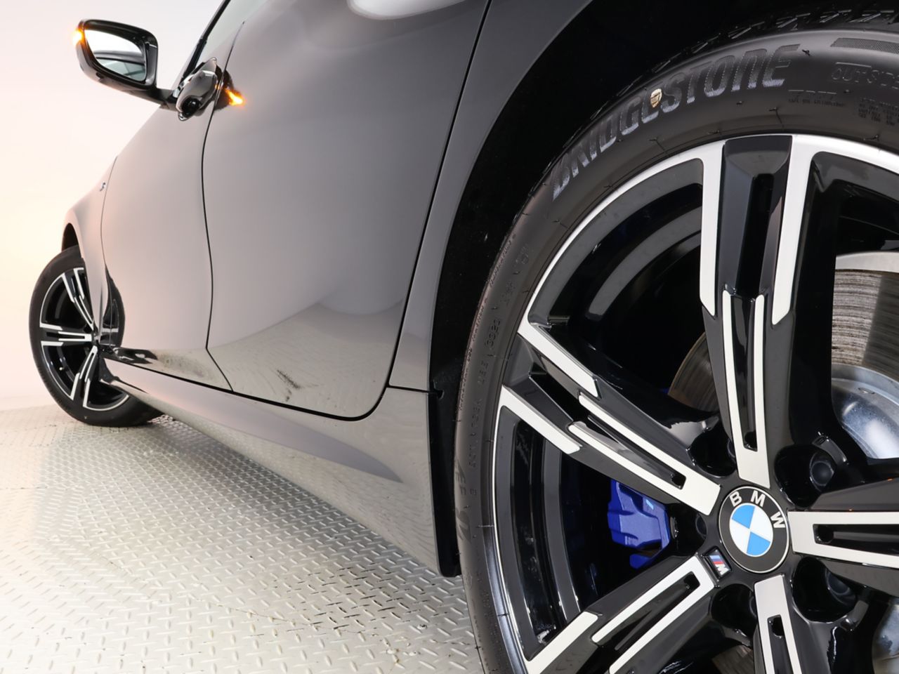 G20 320i Saloon LCI RHD MX