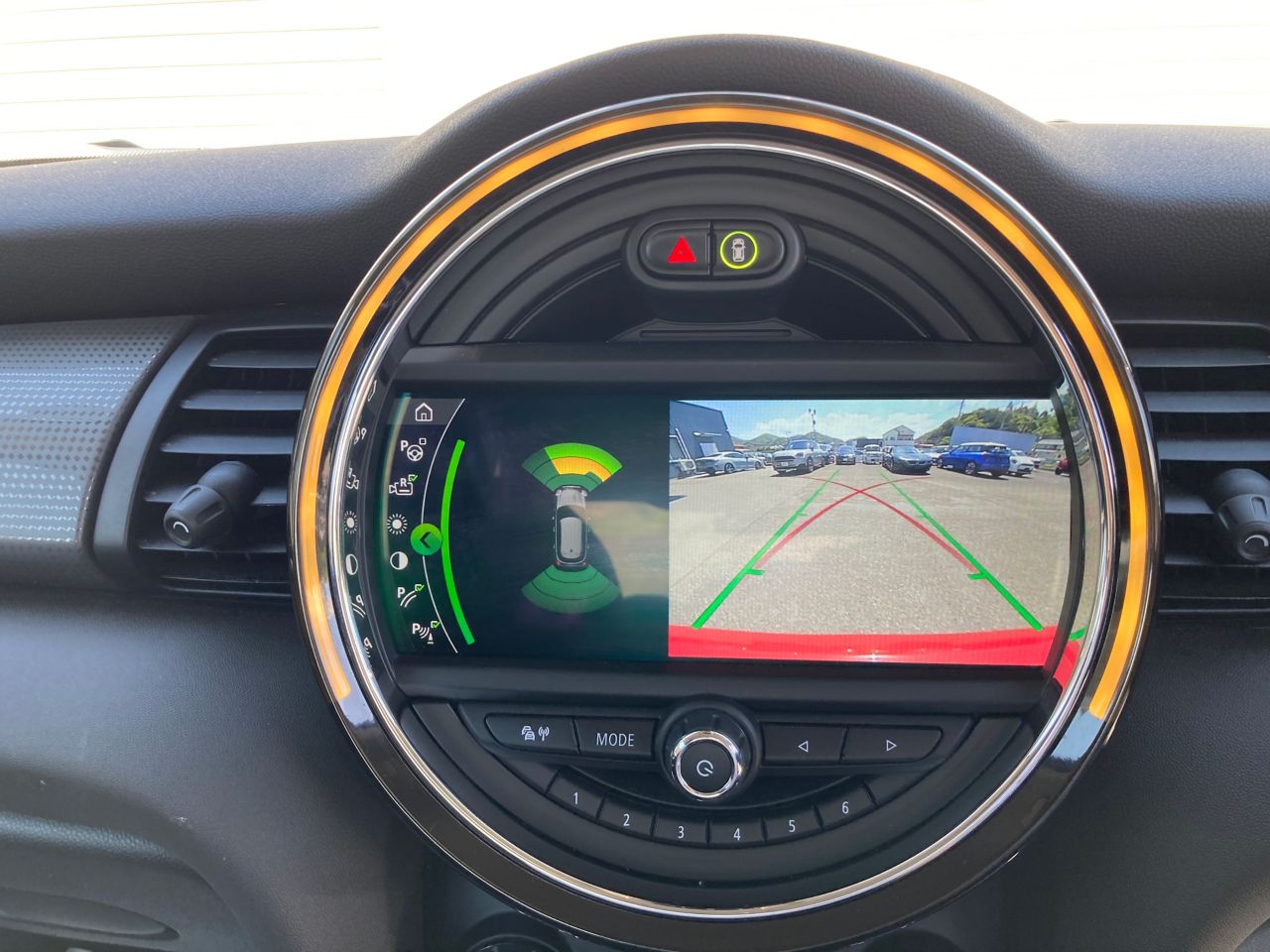 MINI F55 Cooper D 5dr Hatch LCI