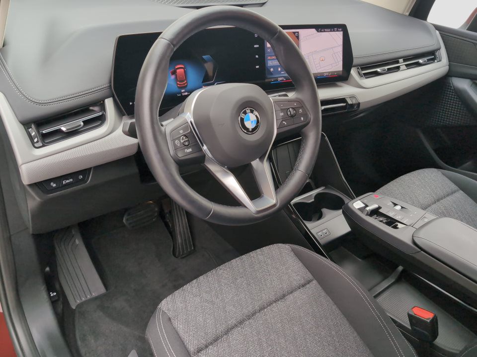BMW 216