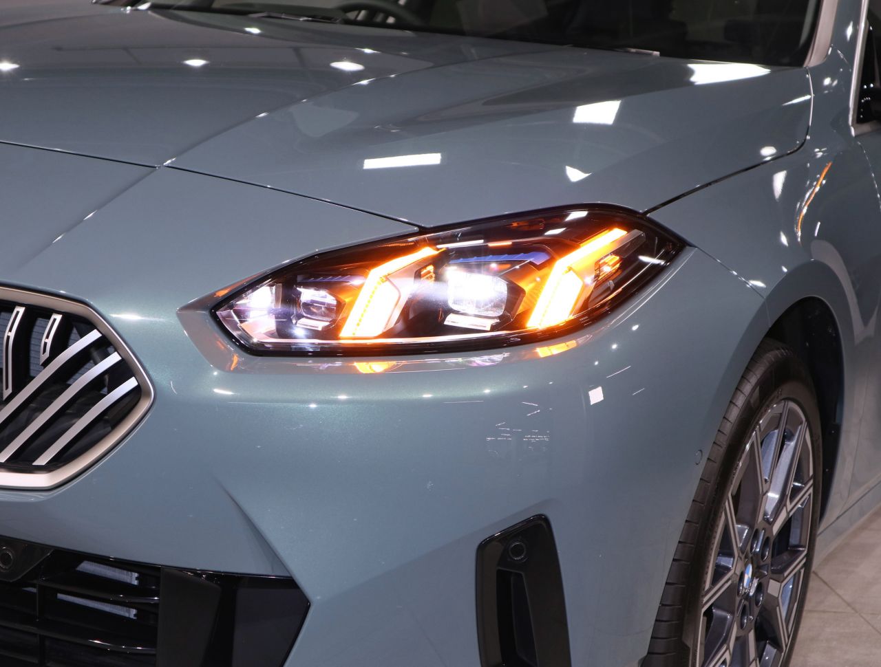 120 Sport Sports Hatch