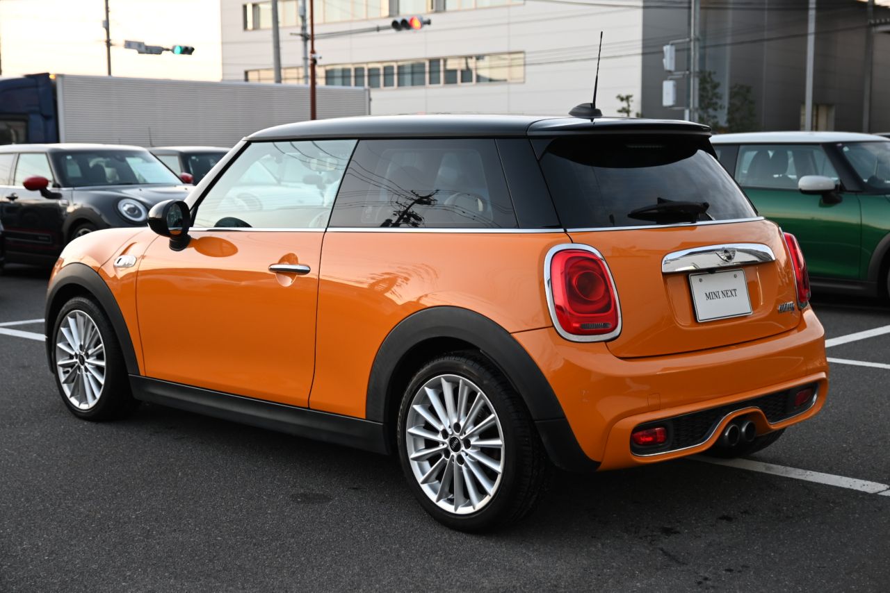 F56 MINI COOPER S