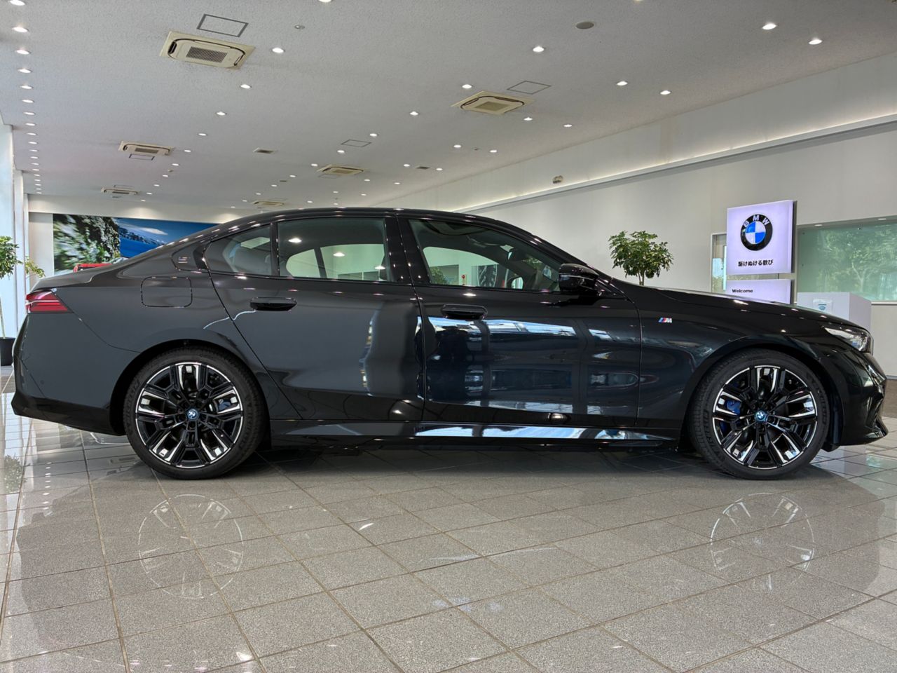 BMW i5 M60 xDrive Sedan RHD