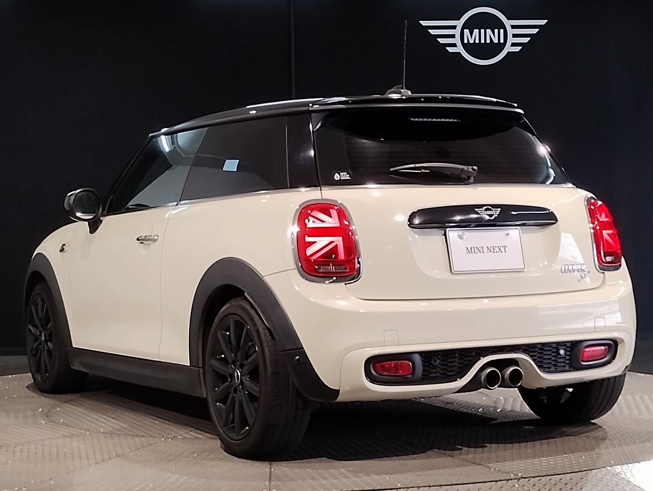 F56 COOPER S D(AT)