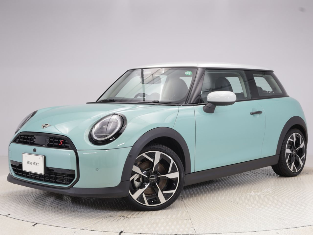 THE NEW MINI COOPER (3 DOOR) S
