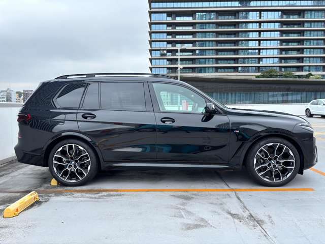 X7 xDrive40d RHD US