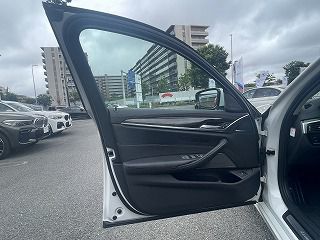530i Sedan