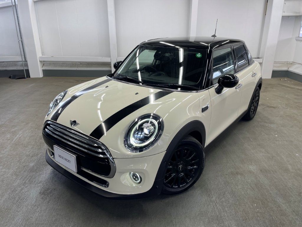 F55 MINI Cooper 5-Door Hatch LCI