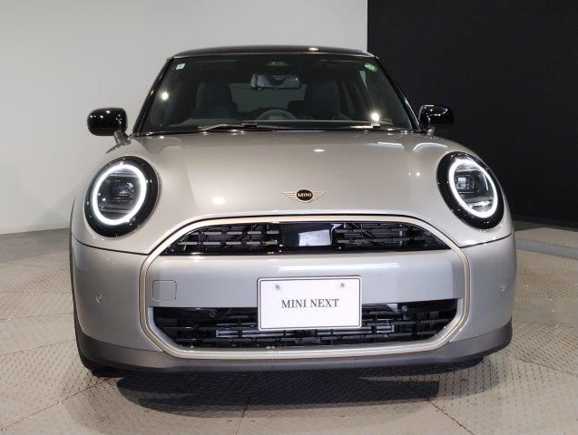 F66 MINI Cooper C 3Dr