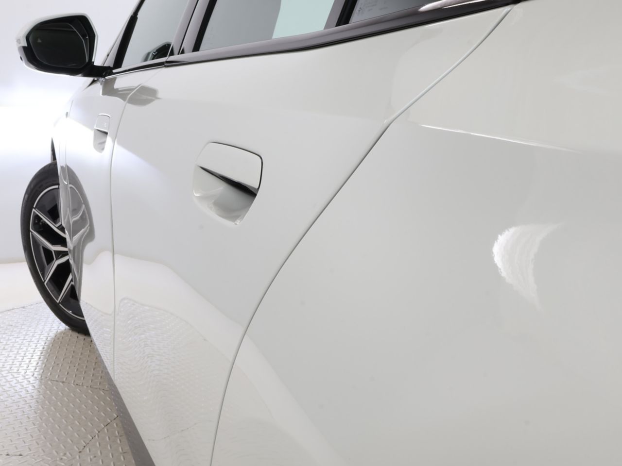 BMW i5 eDrive40 Sedan RHD
