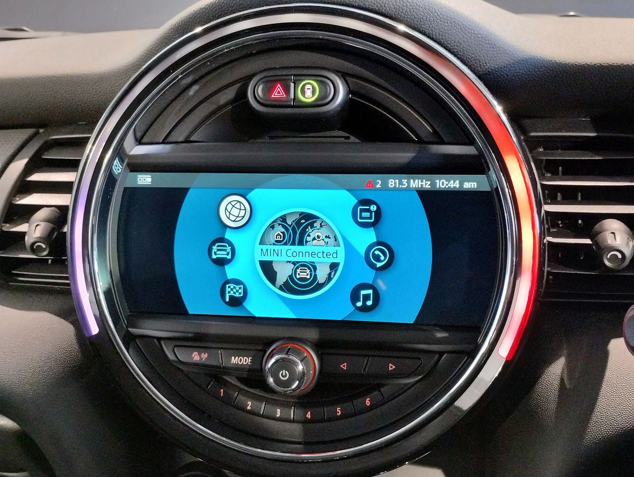 F55 COOPER D (AT)