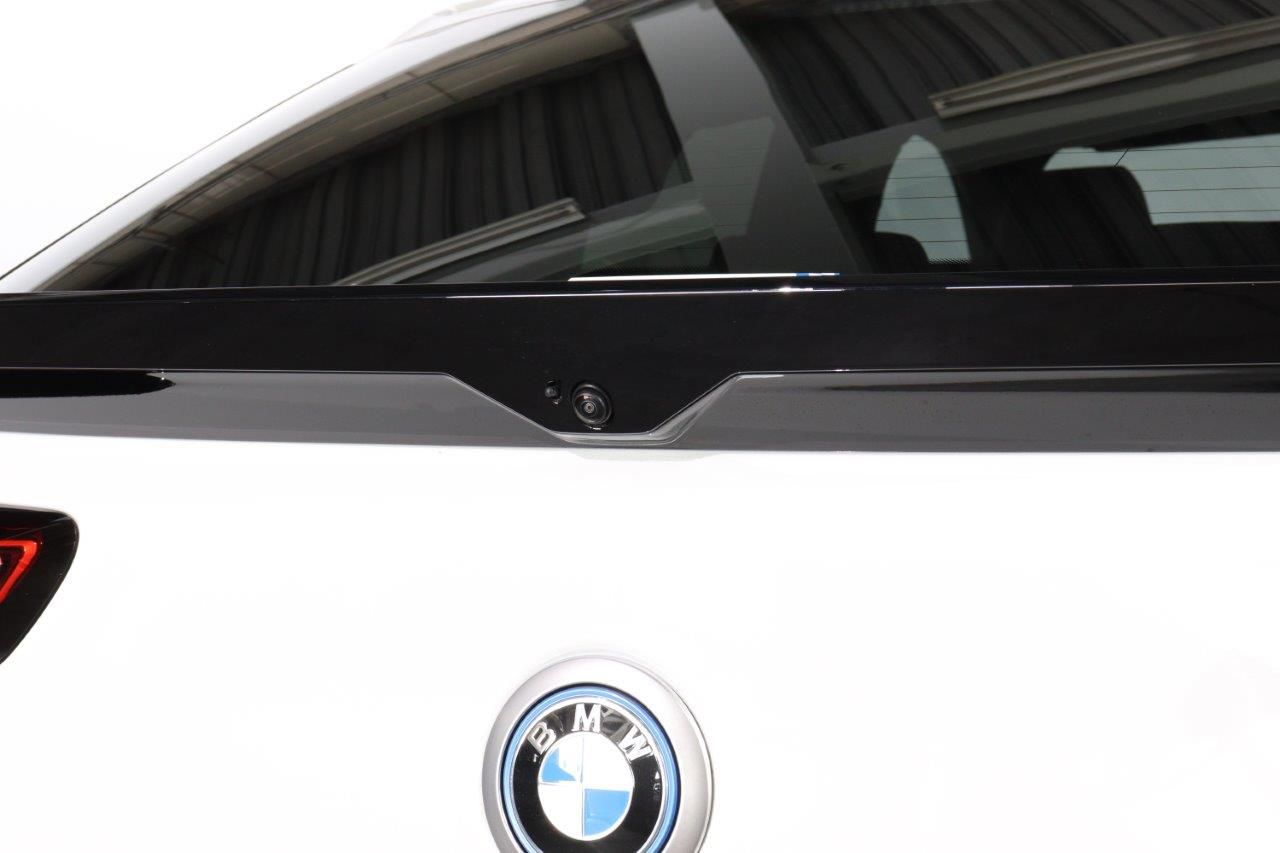 iX2 xDrive30 MSP