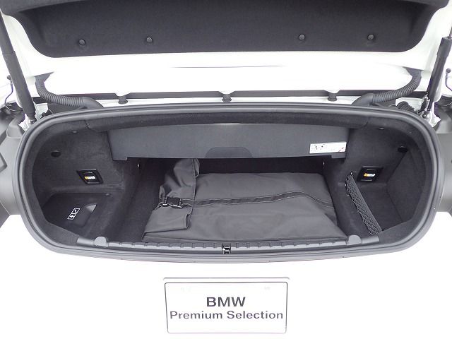 F91 M8 Competition Convertible S63 4.4i