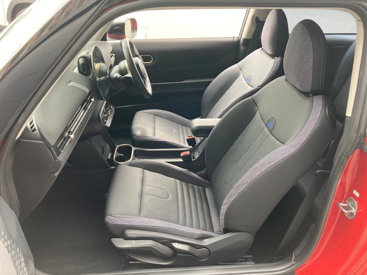 F66 MINI Cooper C 3Dr