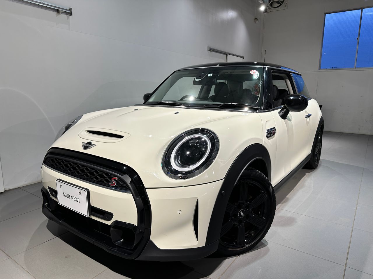 F55 MINI Cooper 5-Door Hatch LCI