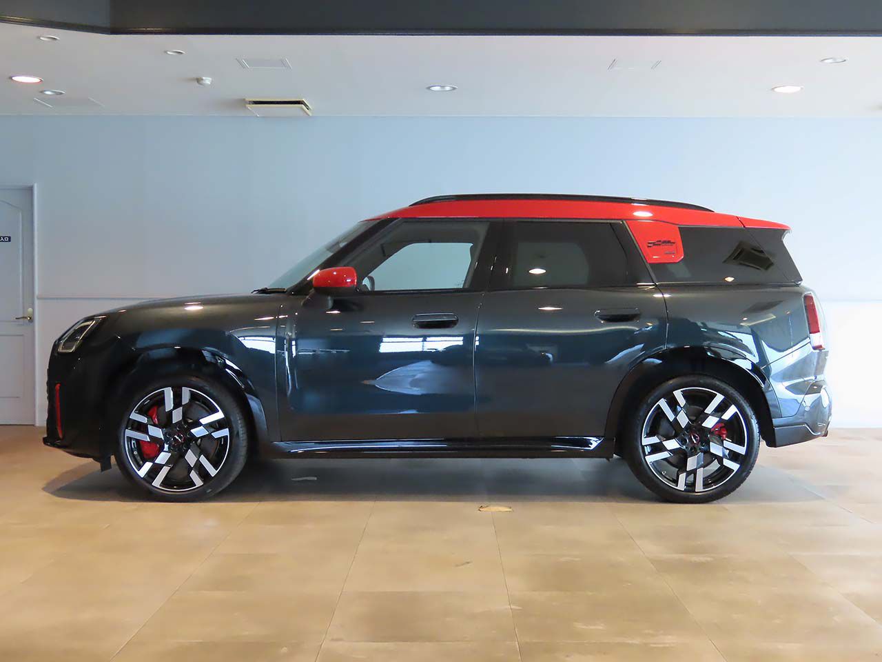U25 MINI John Cooper Works Countryman ALL4