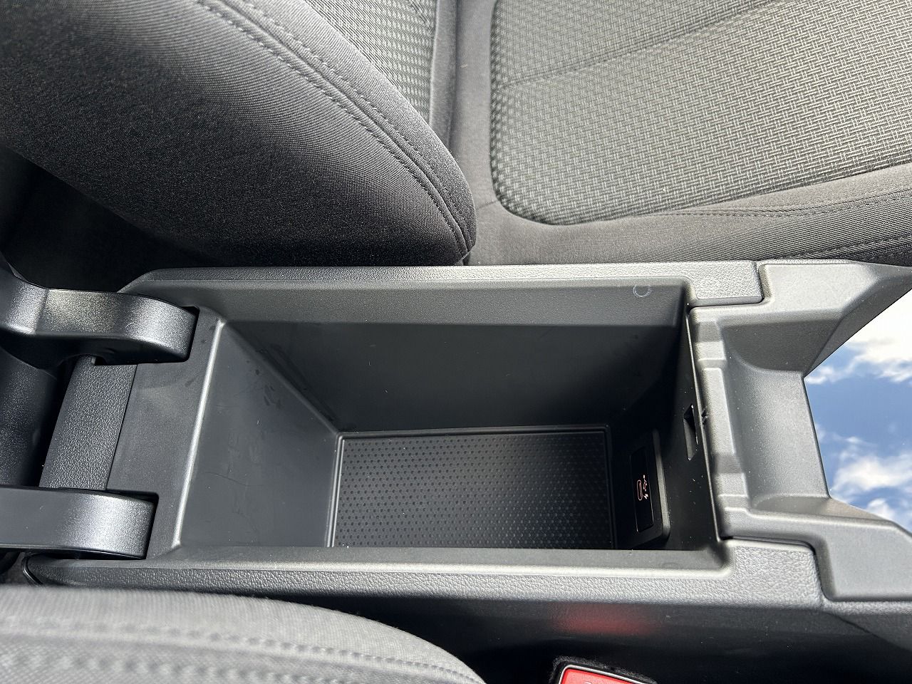 F40 118d Sports Hatch 5-door B47 2.0d