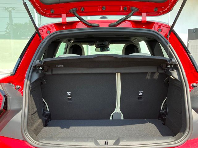 F66 MINI Cooper C 3Dr
