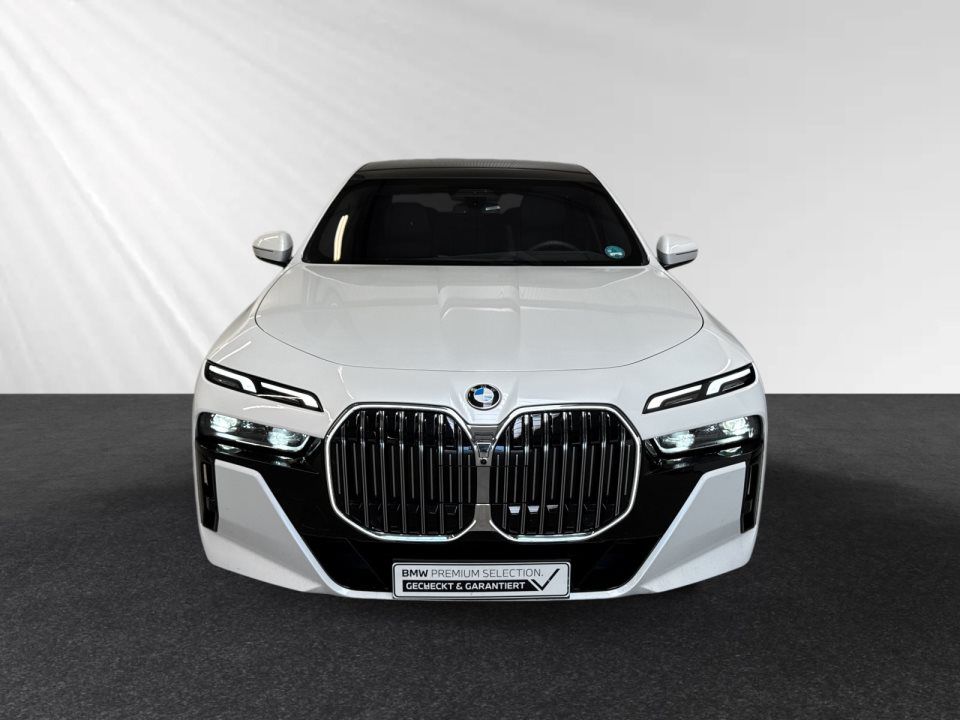 BMW 740