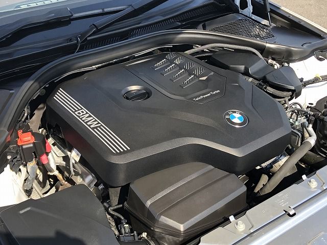 G21 320i RHD