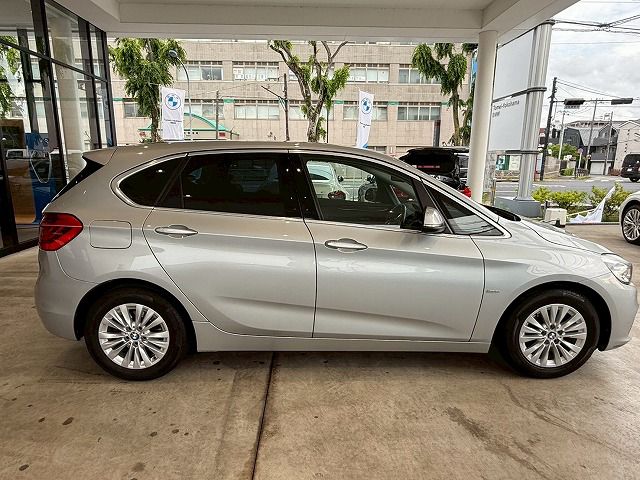 218D ACTIVE TOURER RHD