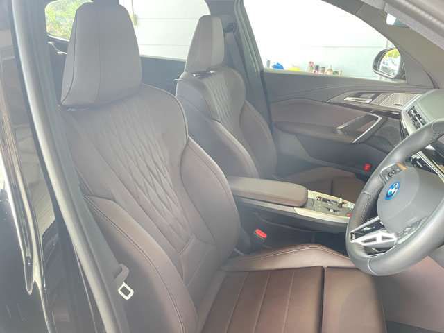 U11 iX1 xDrive30