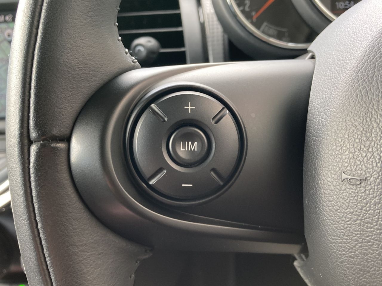 F55 MINI Cooper 5-Door Hatch LCI