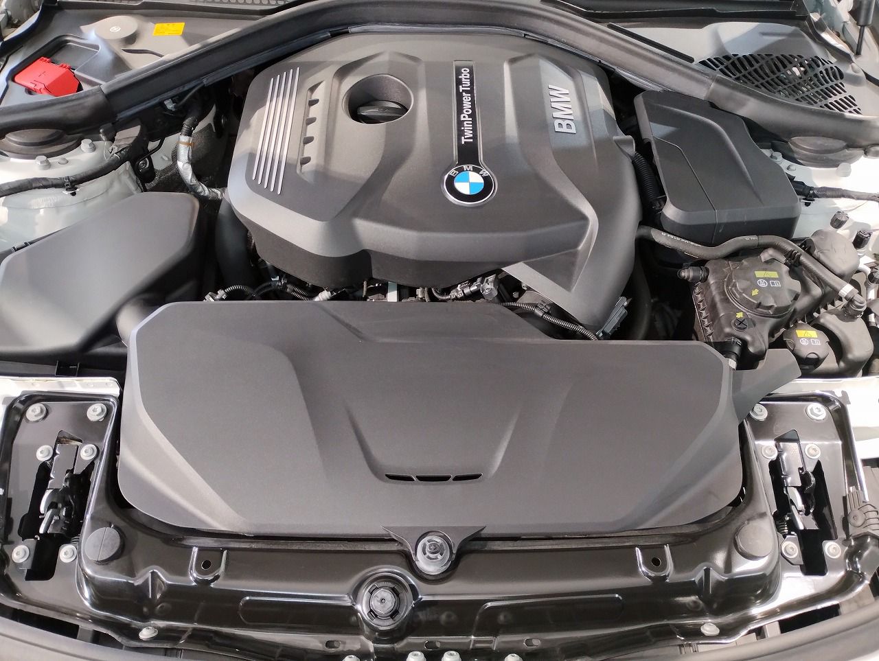 320I TOURING RHD