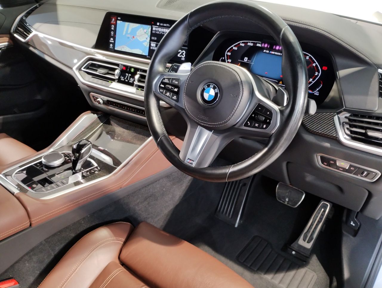 X* M50i RHD