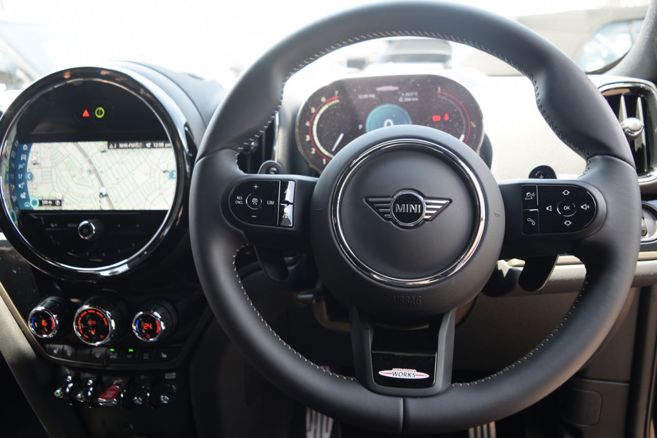 MINI John Cooper Works ALL4 Countryman RHD