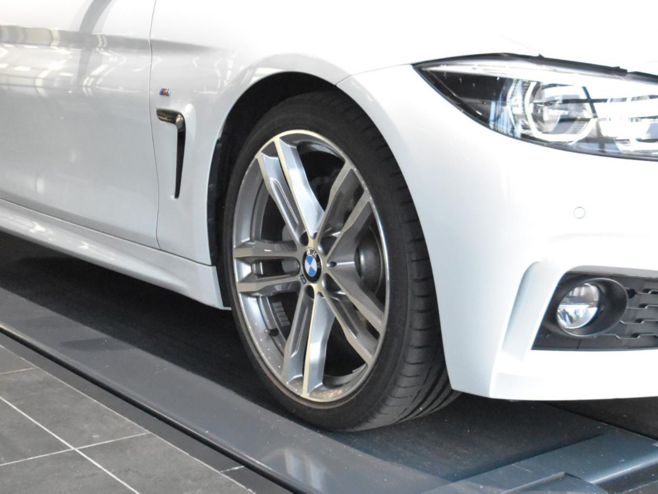 440I CO