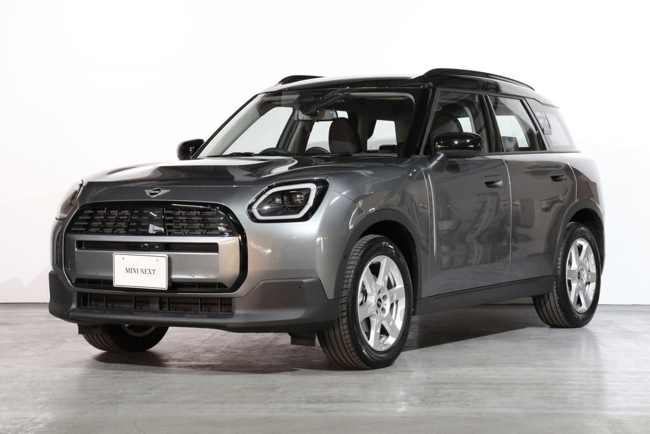 THE NEW MINI COUNTRYMAN D