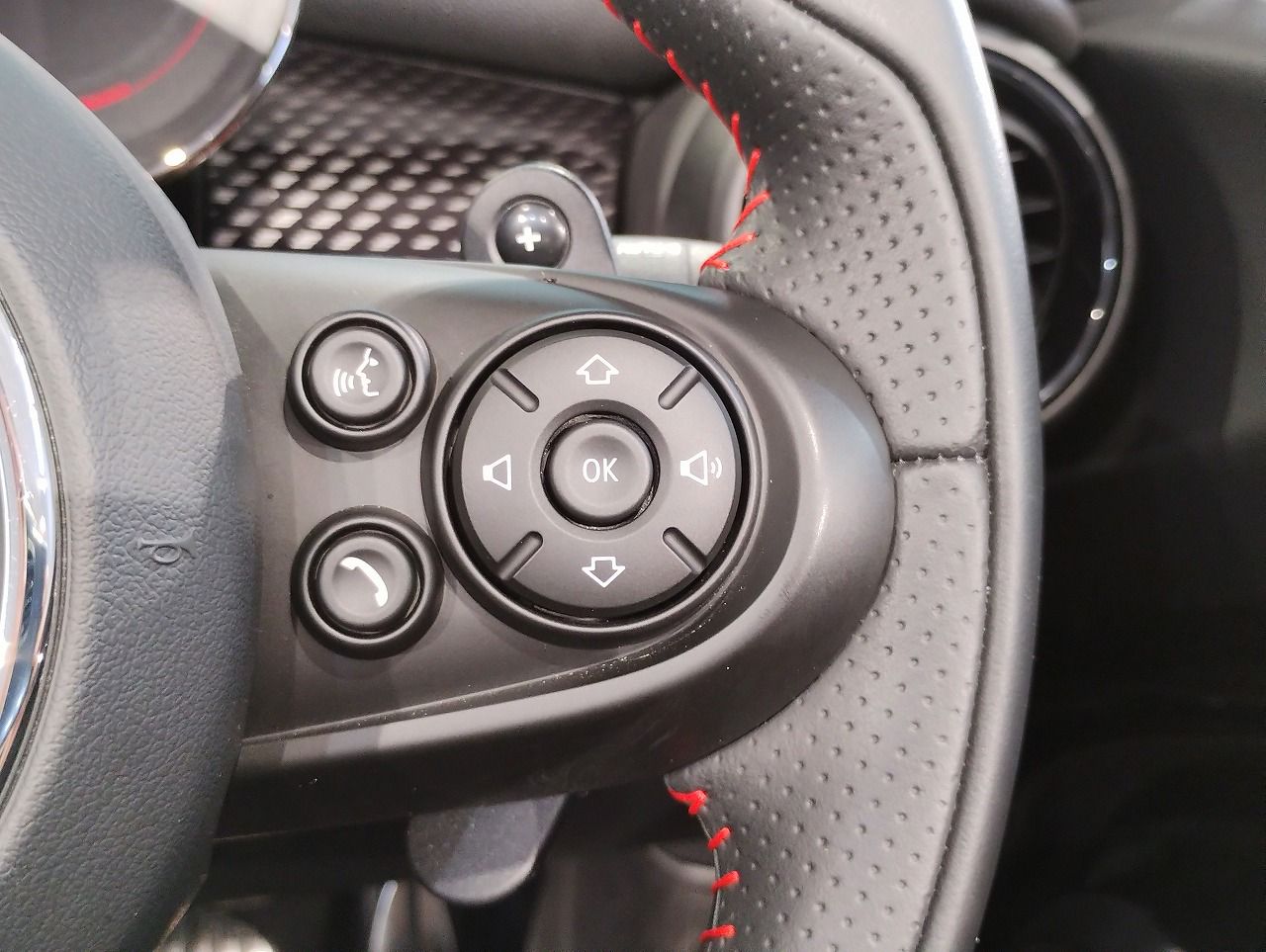 F57 MINI John Cooper Works Convertible LCI