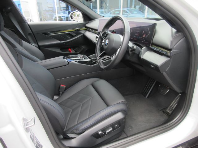 520i Sedan RHD