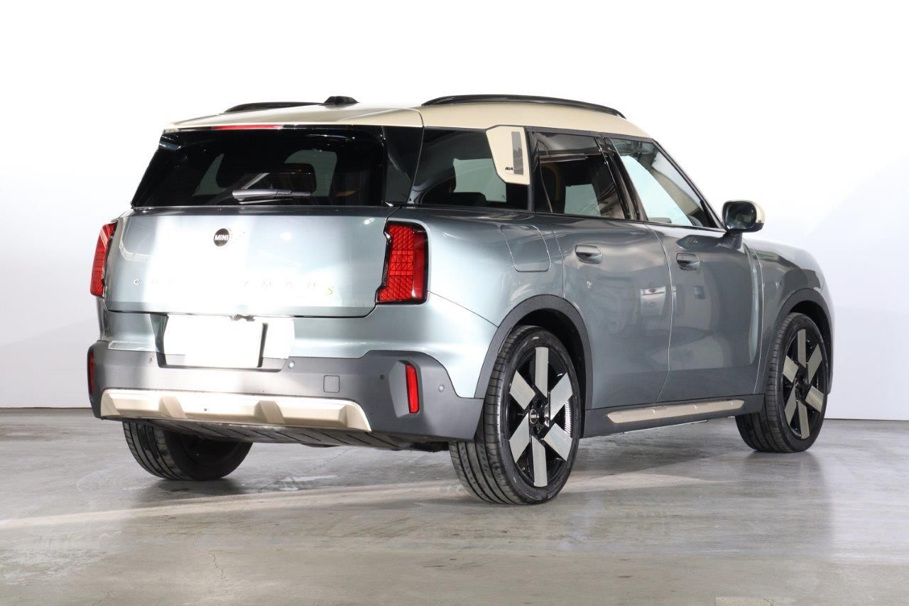 U25 MINI Countryman SE ALL4