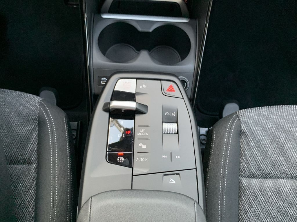 BMW 216