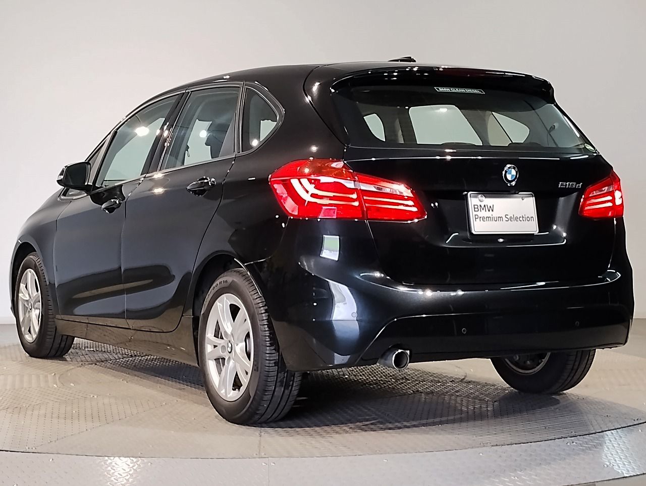 218D ACTIVE TOURER RHD