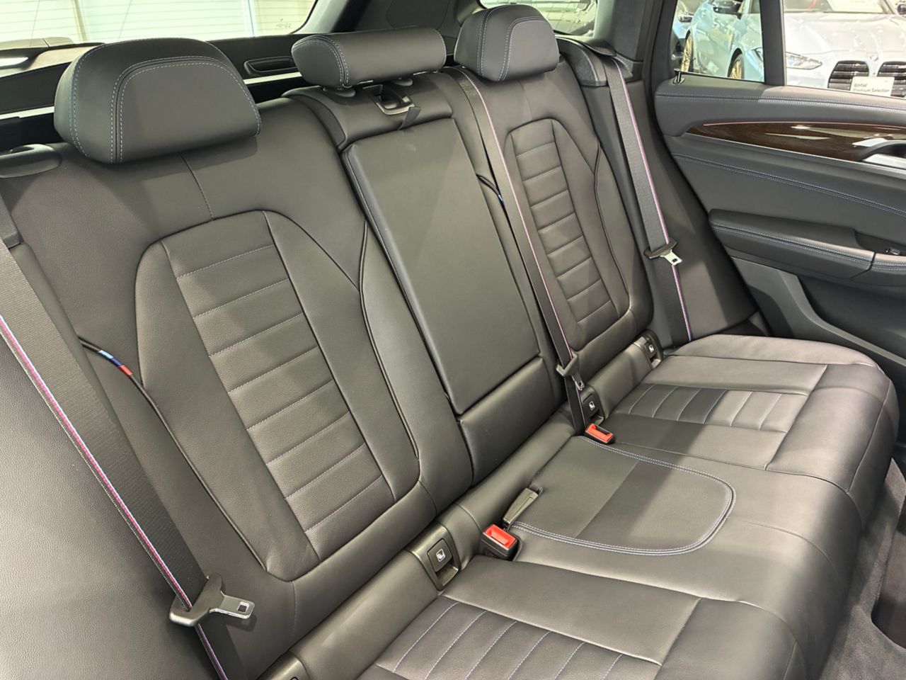 G01 X3 M40i RHD LCI ZA