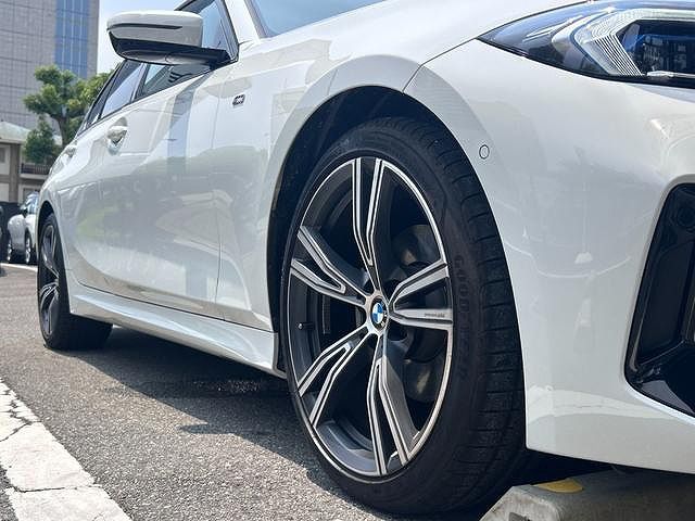 320d xDrive Berline RHD
