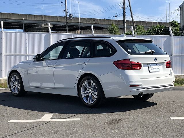 318I TOURING RHD