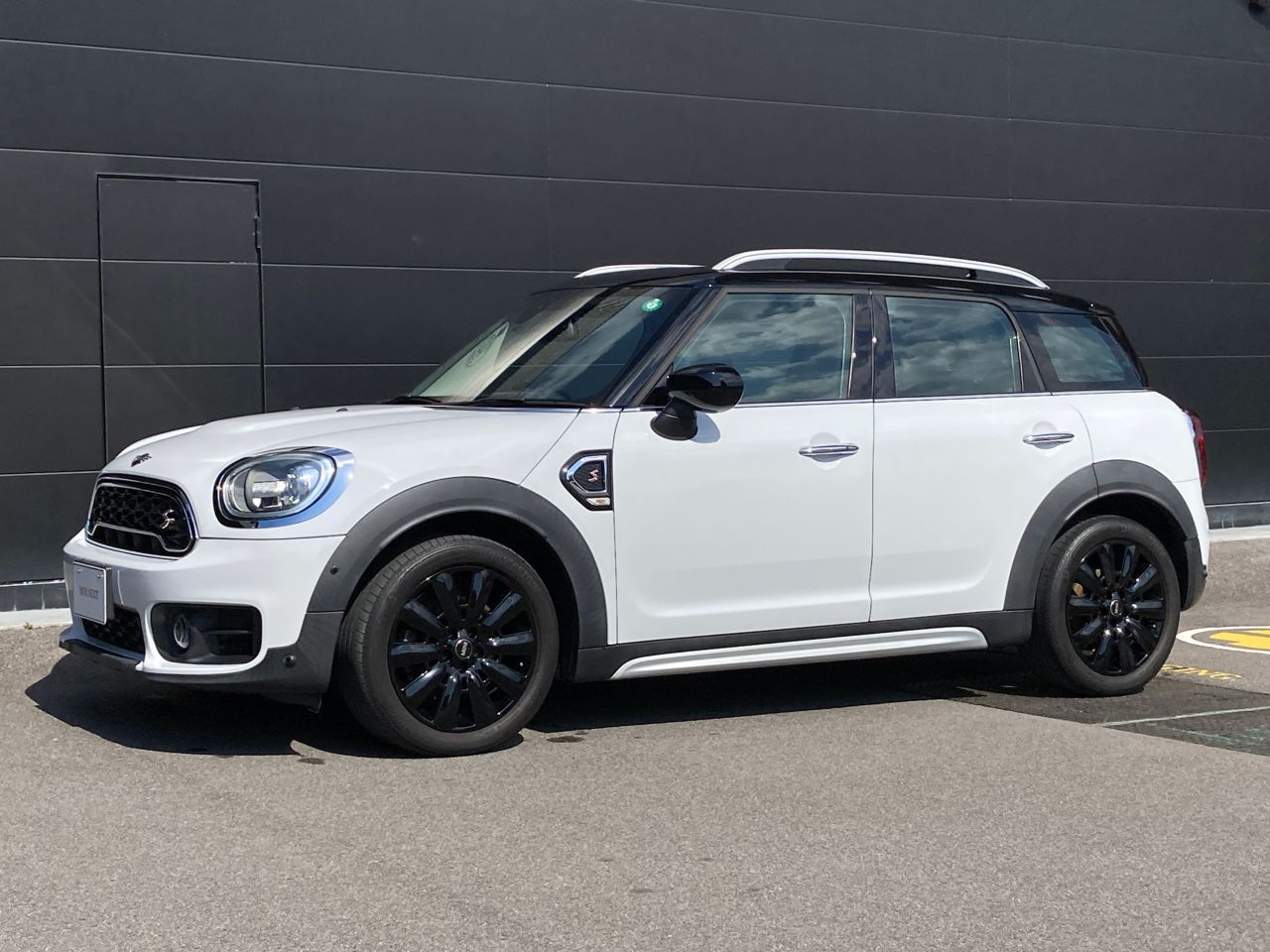 MINI COOPER S CROSSOVER.