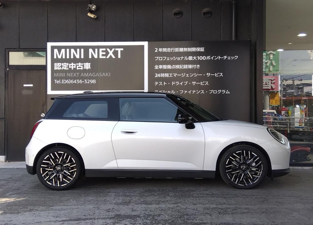 J01 MINI Cooper SE