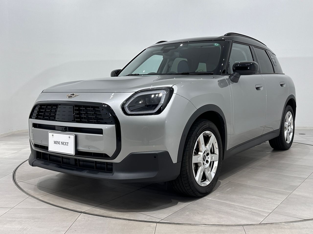 THE NEW MINI COUNTRYMAN D