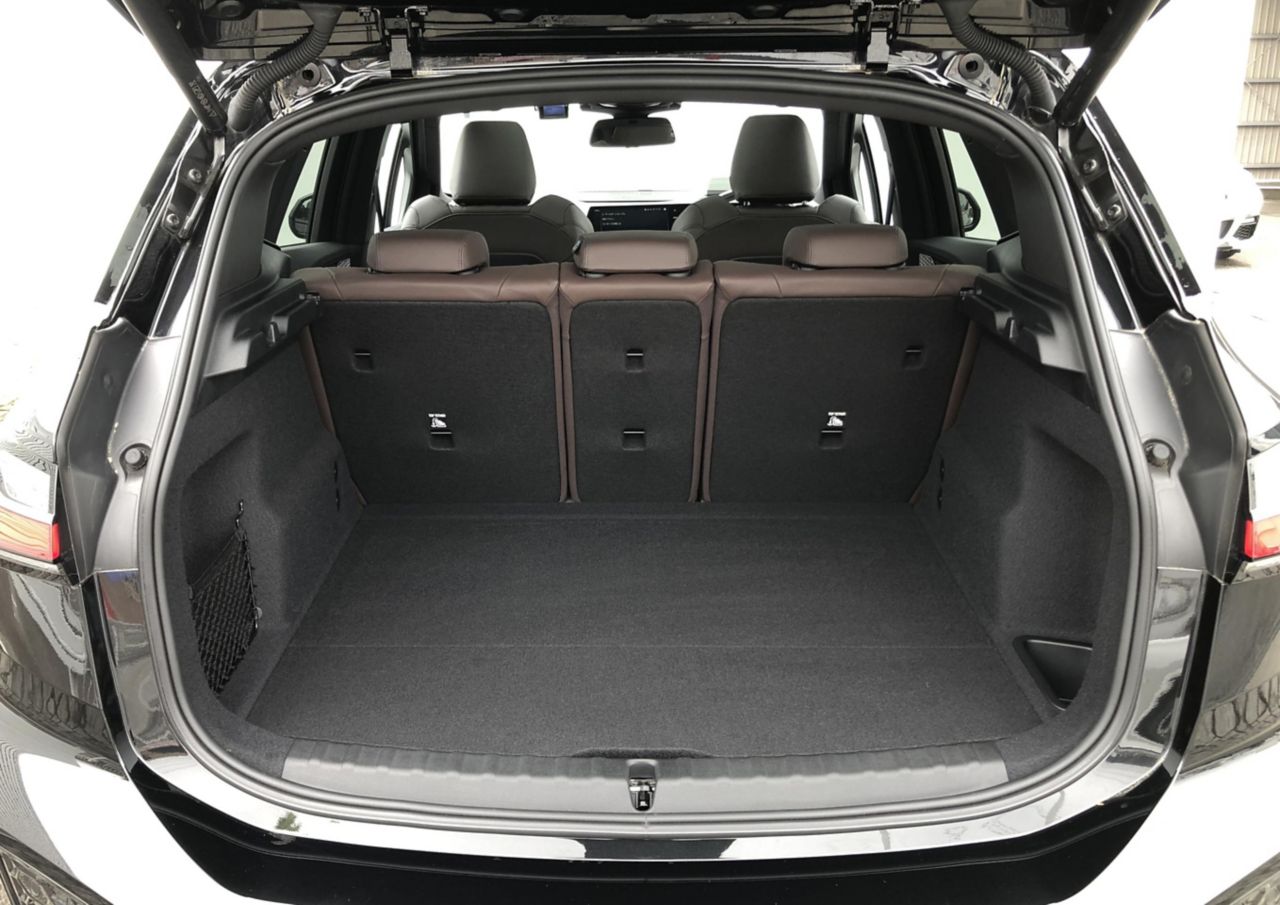 U06 218d Active Tourer B47 2.0d